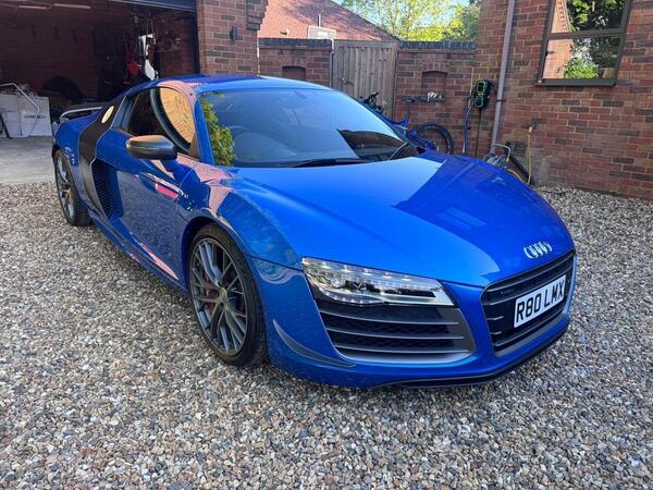 Audi R8 5.2 FSI V10 LMX S Tronic quattro Euro 5 2dr