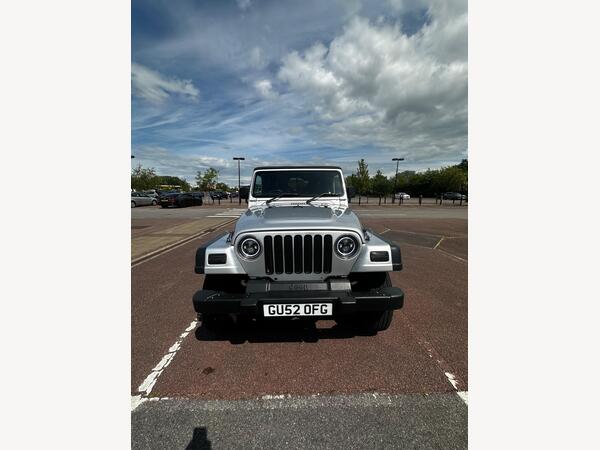 Jeep Wrangler 4.0 Grizzly Soft top 4x4 3dr