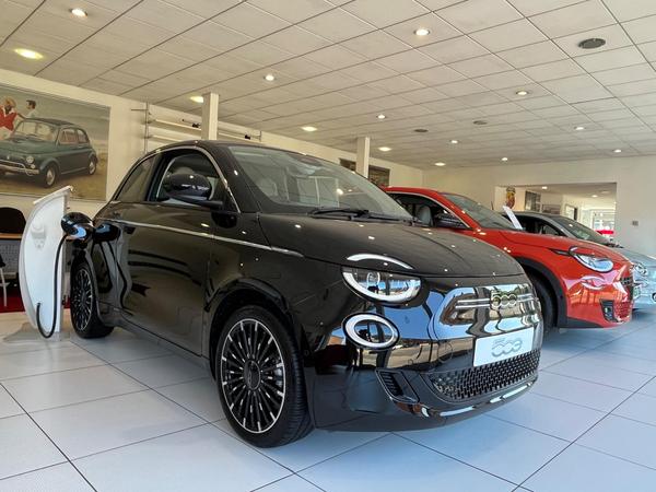 Fiat 500e 42kWh La Prima by Bocelli Auto 3dr