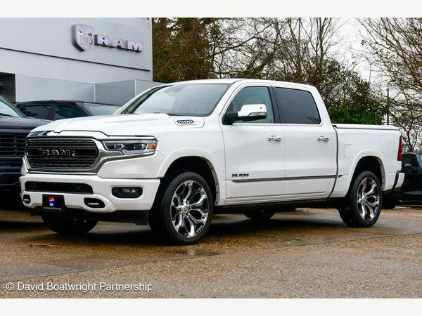 Ram 1500 Limited V8 Hemi 4dr