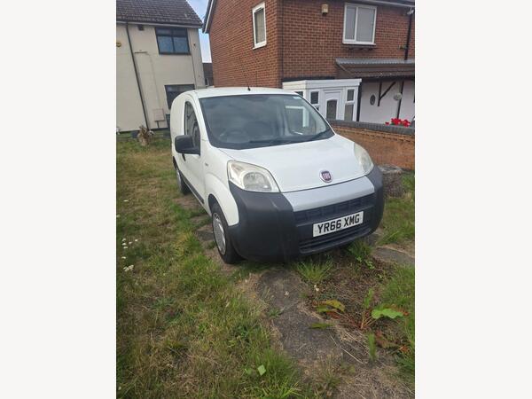 Fiat Fiorino 1.3 JTD Multijet II Cargo Car Derived Van 3dr Diesel Comfort-Matic (103 g/km, 75 bhp)