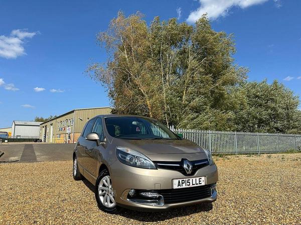 Renault Scenic 1.5 dCi ENERGY Dynamique TomTom Euro 5 (s/s) 5dr