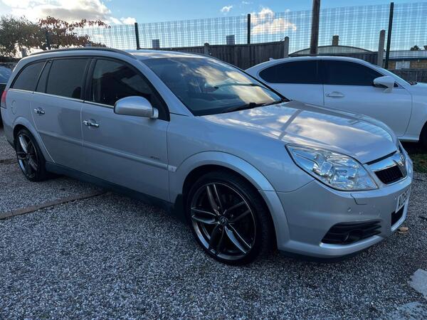 Vauxhall Vectra 2.8i Turbo V6 24V Elite 5dr