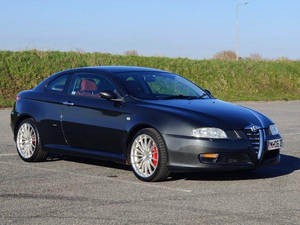 Alfa Romeo GT 3.2 V6 24V 2dr