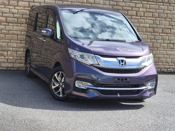 Honda Stepwagon RP3 1.5 TURBO SPADA COOL SPIRIT + 8 SEAT 5dr