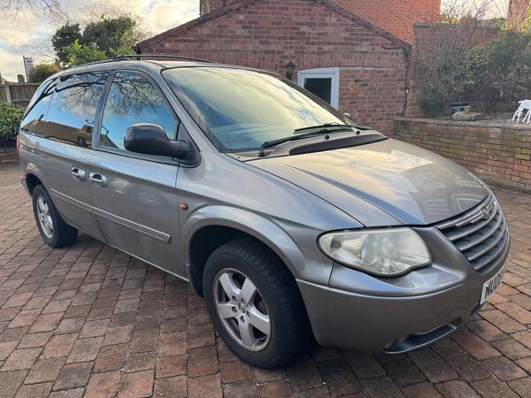 Chrysler Voyager 2.8 CRD Executive 5dr