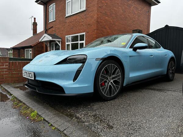Porsche Taycan Performance Plus 93.4kWh 4S Auto 4WD 4dr
