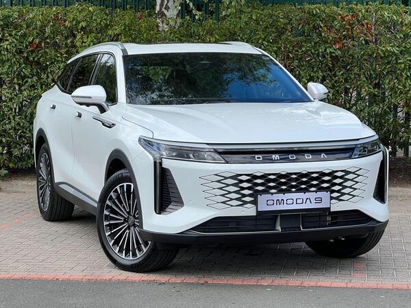 Omoda 9 1.5T SHS 34.46kWh Noble DHT3 4WD Euro 6 (s/s) 5dr