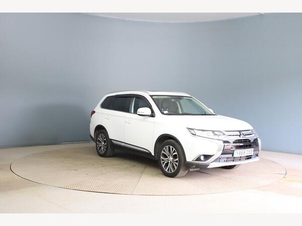 Mitsubishi Outlander 2.2 DI-D 4 4WD Euro 6 (s/s) 5dr