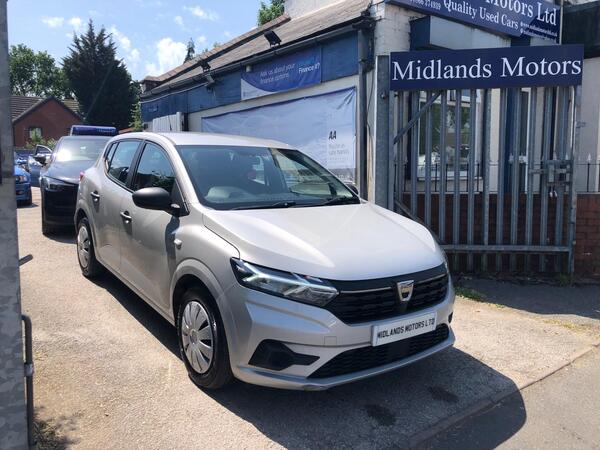 Dacia Sandero 1.0 TCe Essential Euro 6 (s/s) 5dr