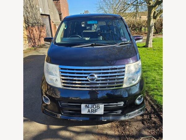 Nissan Elgrand Highway Star