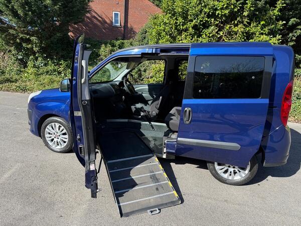 Fiat Doblo Fiat doblo wheelchair adapted automatic 1.6 diesel