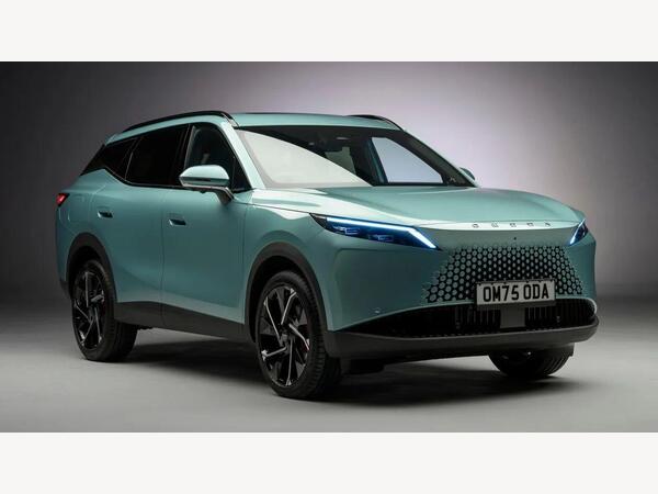 Omoda 7 1.5T SHS 18.4kWh Noble DHT1 Euro 6 (s/s) 5dr