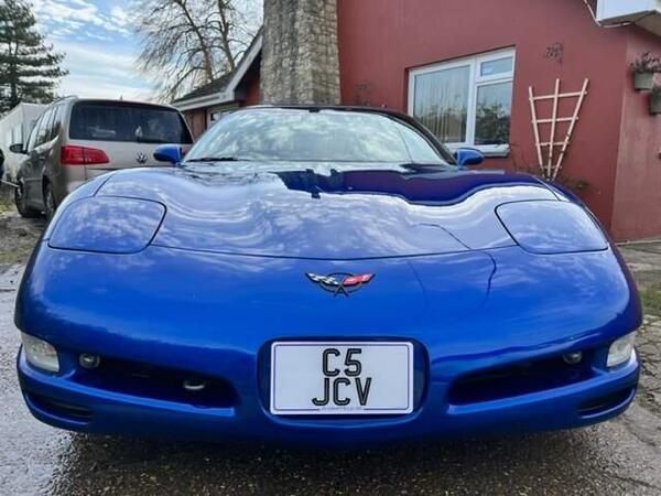 Chevrolet Corvette 5.7 Coupe 2dr Petrol Manual (290 g/km, 340 bhp)
