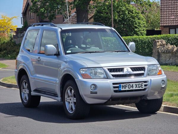 Mitsubishi Shogun 3.2 DI-D Warrior 3dr