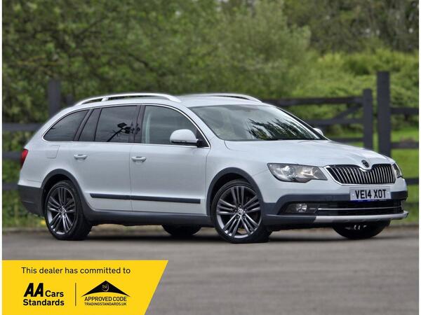 Skoda Superb 2.0 TDI Tour de France 4WD Euro 5 5dr