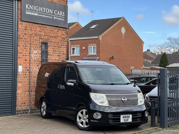 Nissan Elgrand - 2dr