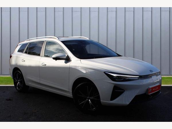 MG MG5 61.1kWh Trophy Auto 5dr