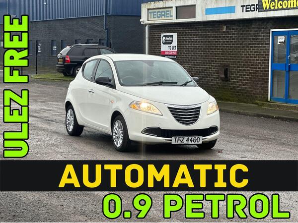 Chrysler Ypsilon 0.9 TwinAir SE Auto Euro 5 (s/s) 5dr