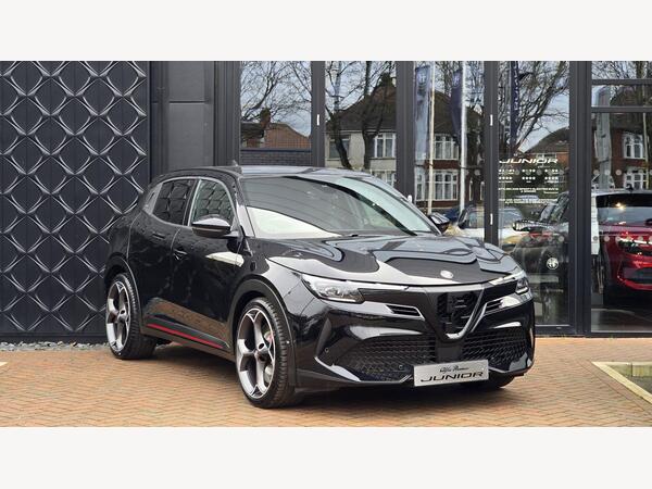 Alfa Romeo Junior 54kWh Elettrica Veloce Auto 5dr