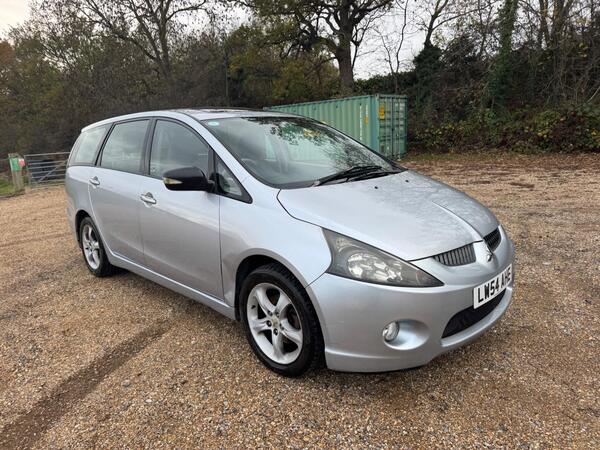 Mitsubishi Grandis 2.4 Elegance 5dr