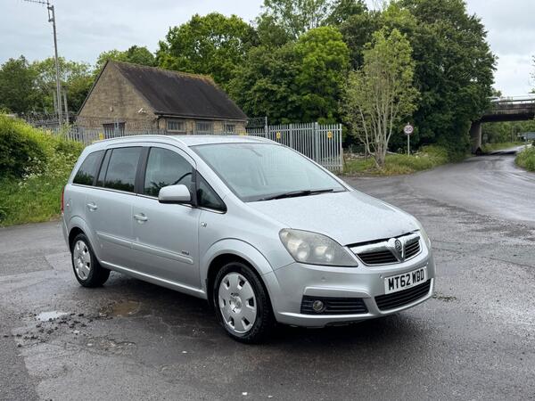 Vauxhall Zafira 1.7 CDTi ecoFLEX Design Euro 5 5dr (SNav)