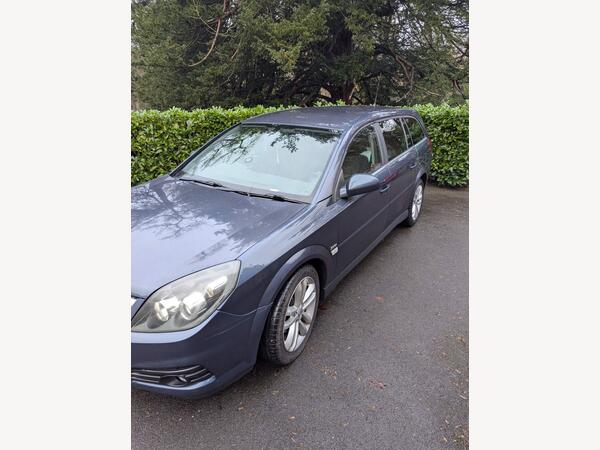Vauxhall Vectra 2.2i 16v SRi 5dr