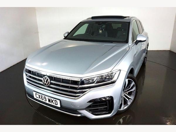 Volkswagen Touareg 3.0 TDI V6 R-Line Tech Tiptronic 4Motion Euro 6 (s/s) 5dr