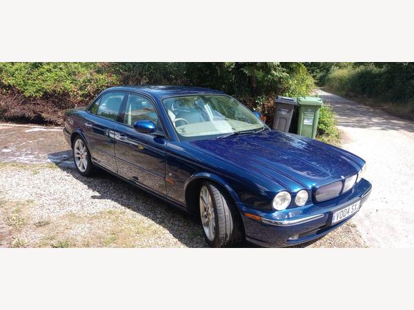 Jaguar XJR 4.2 V8 4dr
