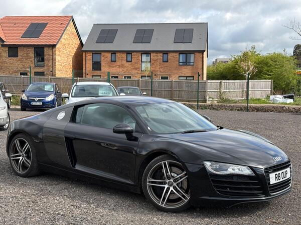 Audi R8 4.2 FSI V8 R Tronic quattro Euro 4 2dr