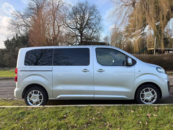 Citroen SpaceTourer 1.5 BlueHDi Feel M MPV 5dr Diesel Manual MWB Euro 6 (s/s) (120 ps)