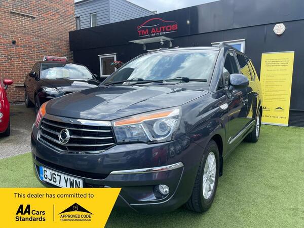SsangYong Turismo 2.2D EX T-Tronic Euro 6 5dr