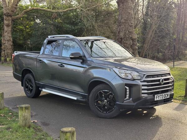SsangYong Musso 2.2D Saracen Plus Pickup Double Cab 4dr Diesel Auto 4WD LWB Euro 6 (202 ps)