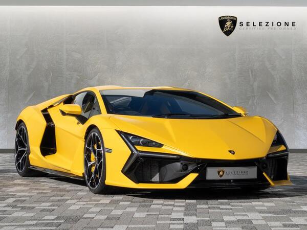 Lamborghini Revuelto V12 HYBRID
