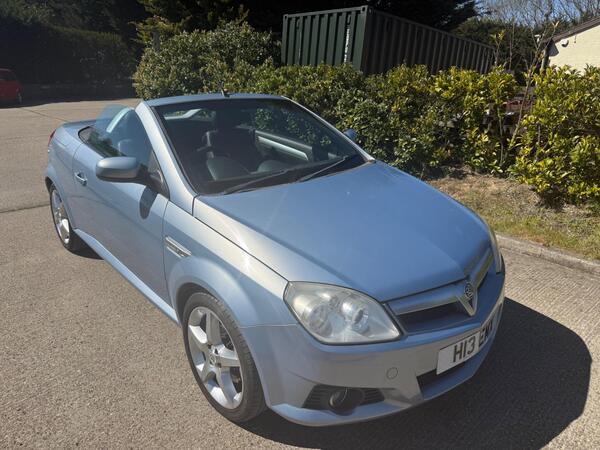 Vauxhall Tigra 1.4i 16v Exclusiv 2dr (a/c)