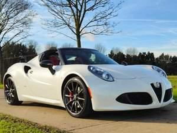 Alfa Romeo 4C 1750 TBi 50th Anniversary Spider TCT Euro 6 2dr