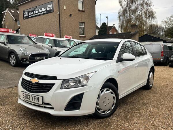 Chevrolet Cruze 1.6 LS Euro 5 5dr