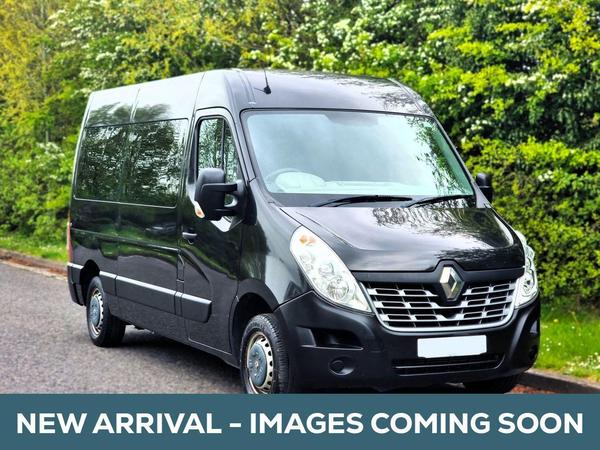 Renault Master 8 Seat MWB MR Wheelchair Accessible Disabled Access Ramp Vehicle