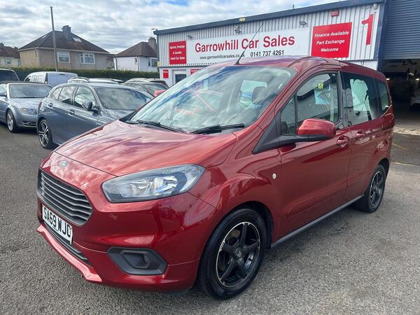 Ford Tourneo Courier 1.5 TDCi Zetec Euro 6 5dr