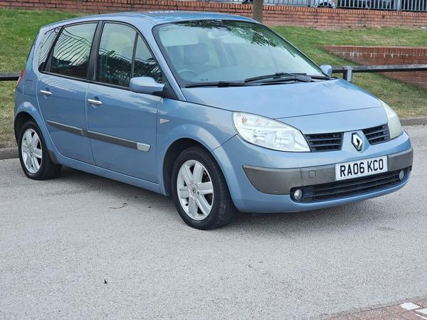 Renault Scenic 1.6 VVT Dynamique 5dr