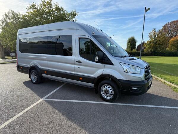 Ford Transit 2.0 460 EcoBlue Trend RWD L4 H3 Euro 6 (s/s) 5dr (17 Seat, DRW)