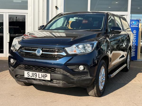 SsangYong Musso 2.2D EX 4WD Euro 6 4dr manual
