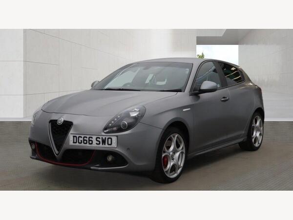 Alfa Romeo Giulietta 2.0 JTDM-2 Speciale Euro 6 (s/s) 5dr