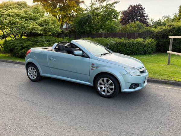 Vauxhall Tigra 1.4i 16v 2dr