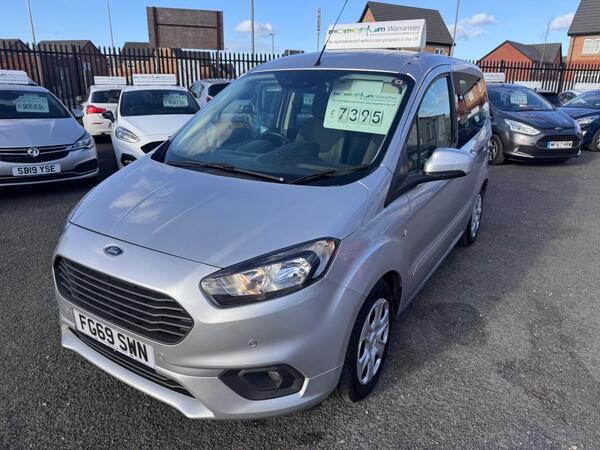 Ford Tourneo Courier 1.0 EcoBoost Zetec Euro 6 5dr