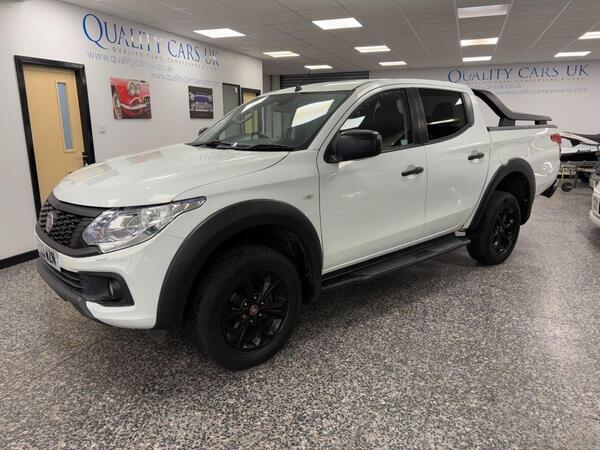 Fiat Fullback 2.4D Cross 4WD Euro 6 4dr