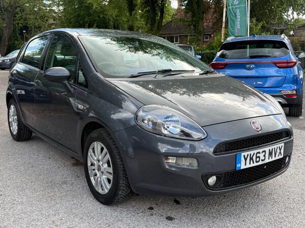 Fiat Punto 1.4 Easy Manual Euro 5 (s/s) 5dr