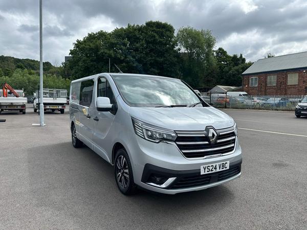 Renault Trafic 2.0 dCi Blue 30 Extra Sport Crew Van EDC LWB Euro 6 (s/s) 6dr
