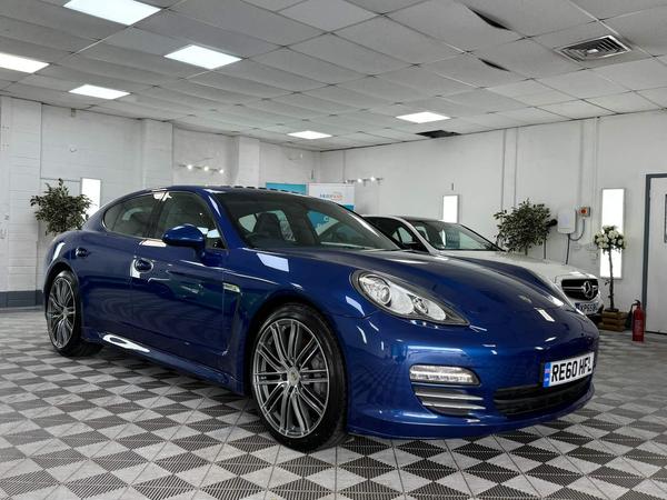 Porsche Panamera 3.6 V6 4 PDK 4WD Euro 5 (s/s) 5dr