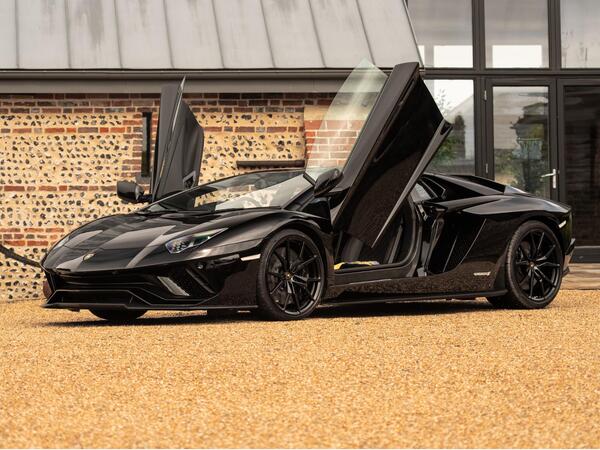Lamborghini Aventador 6.5 V12 LP 740-4 S ISR 4WD Euro 6 2dr
